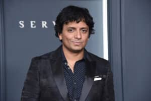 M. Night Shyamalan has inked a new multi-year, first-look deal with Warner Bros. Pictures, with the Oscar-nominated filmmaker switching his allegiance from Universal